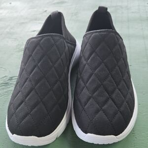 Vera Bradley Black Floral Slip-On Sneakers - Brand new